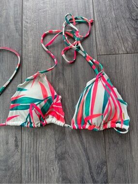 PINK Victoria’s Secret Tropical Stripe Triangle Bikini Top - Pink & Teal